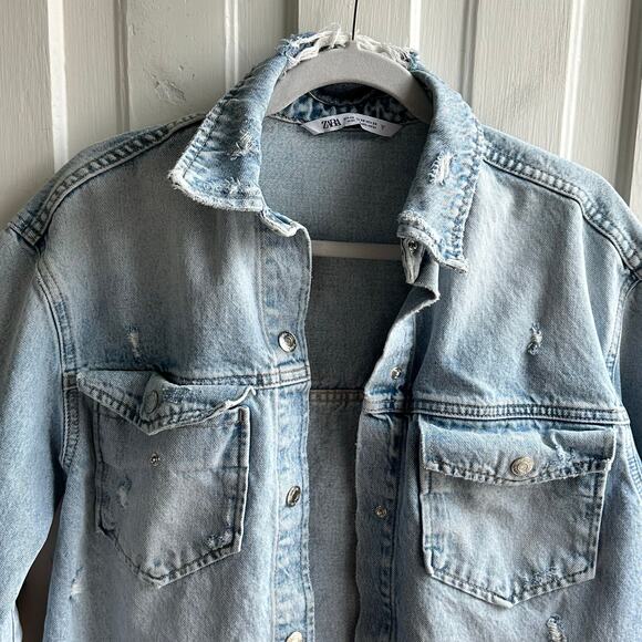 Zara Distressed Denim Jeans Jacket - Picture 3 of 10